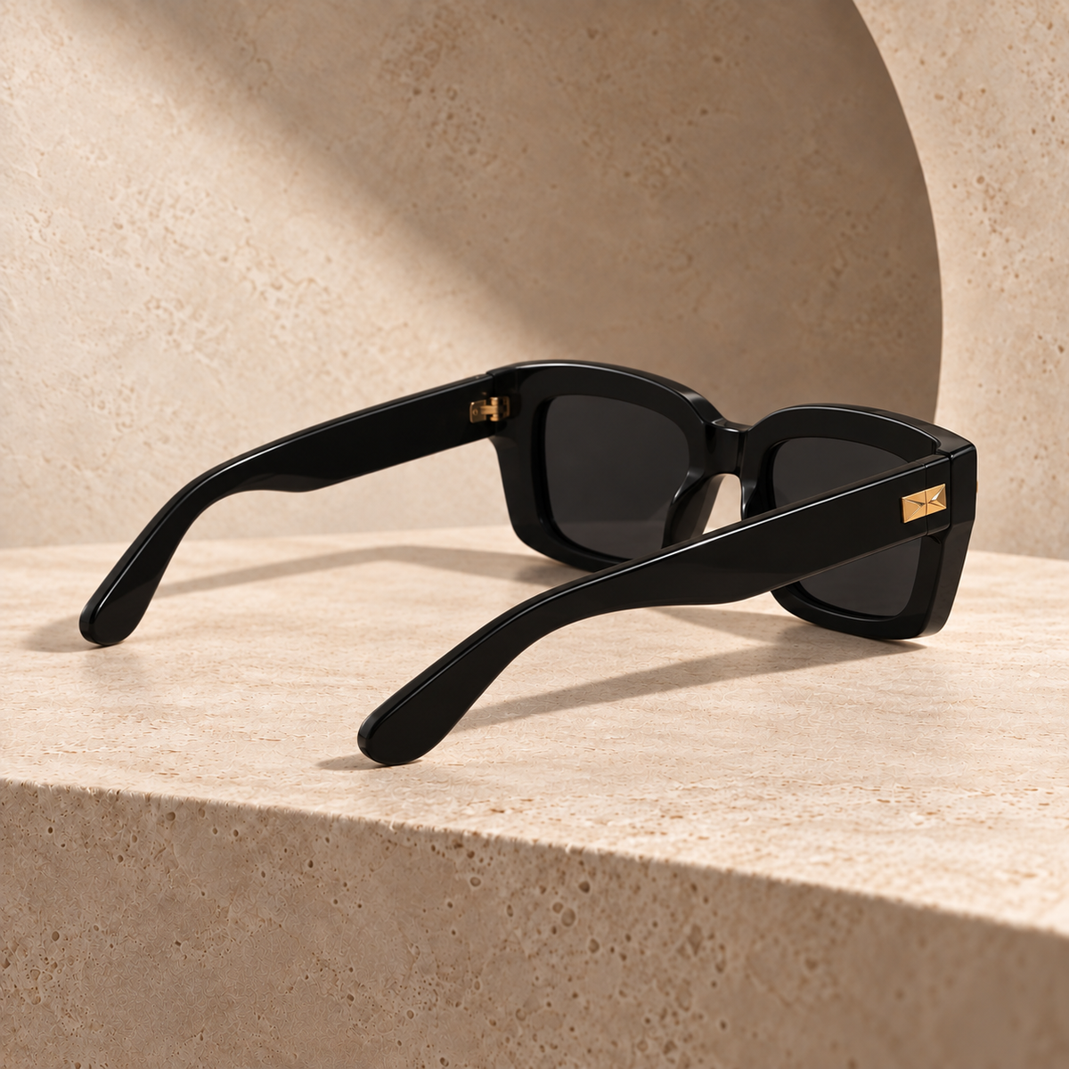 THE BEAUMONT SUNGLASSES